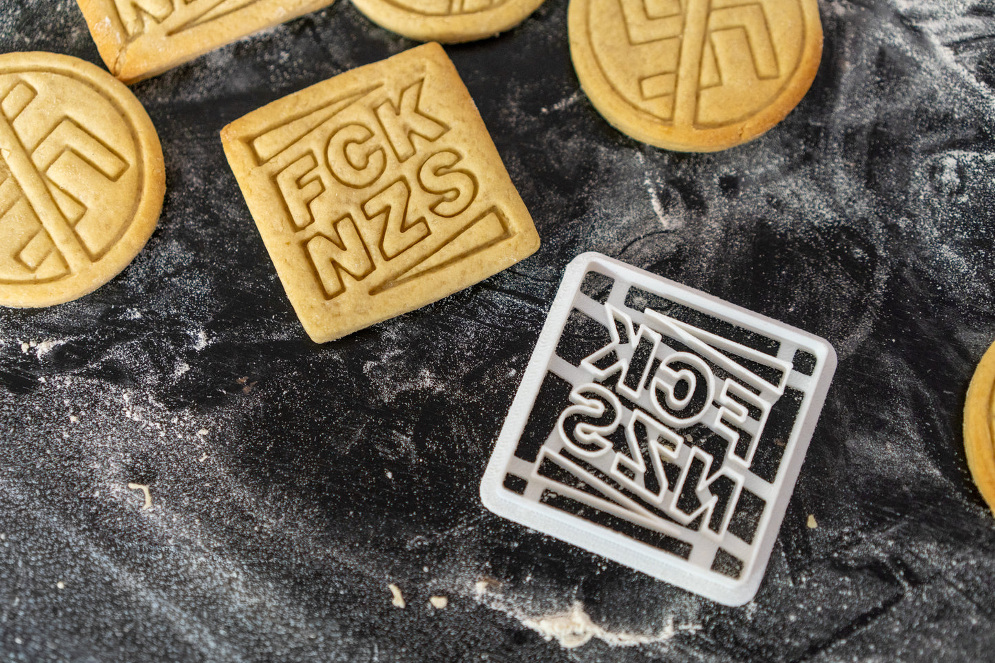 Antifaschistische Keksausstecher - FCK AfD - FCK NZS - Antifa - Verschiedene Motive - Keksform - Plätzchen - Kekse Ausstecher - 3D Druck