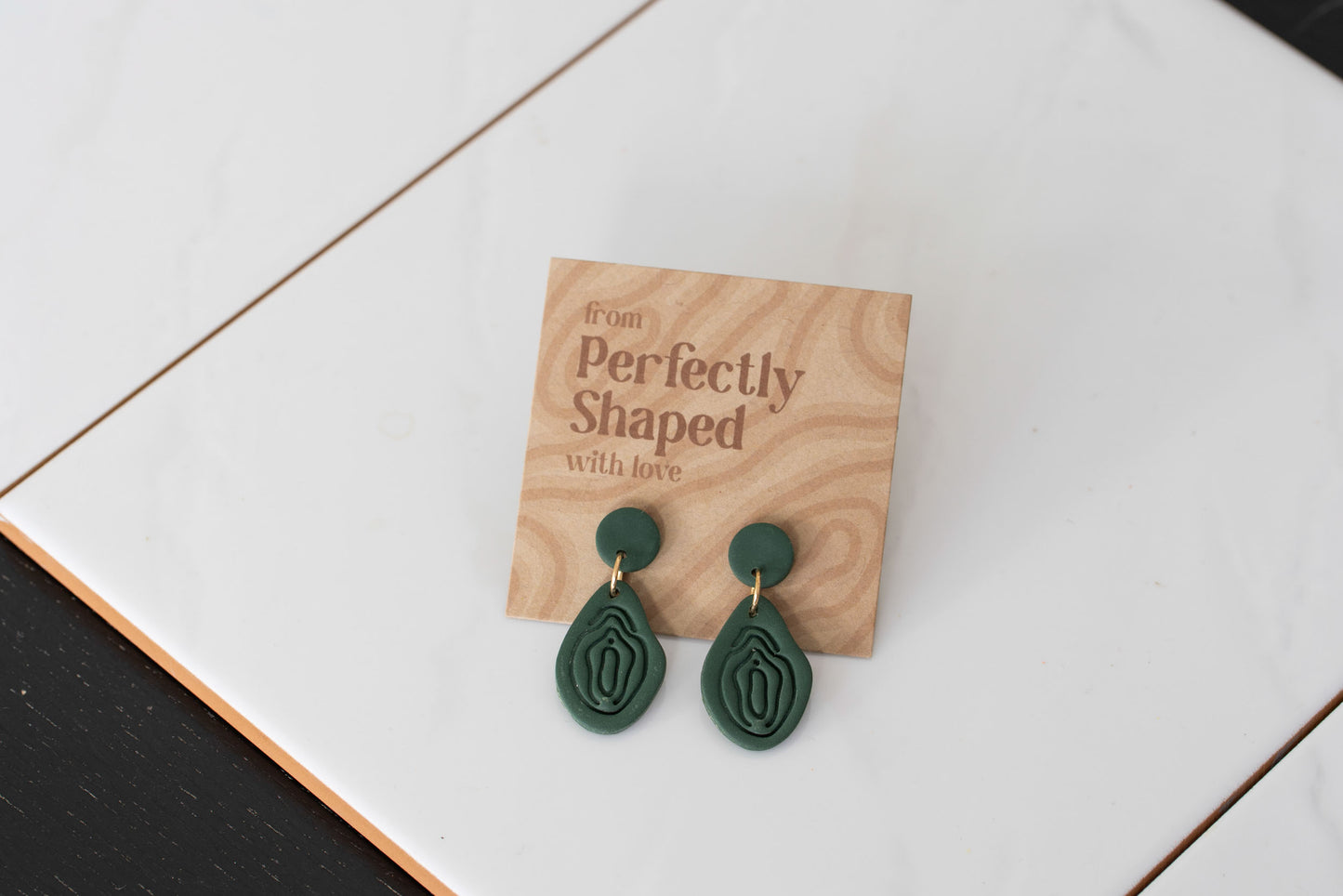 Vulva Earrings | Set | Unique | Fir Green | Polymer Clay | Handmade | From Europe