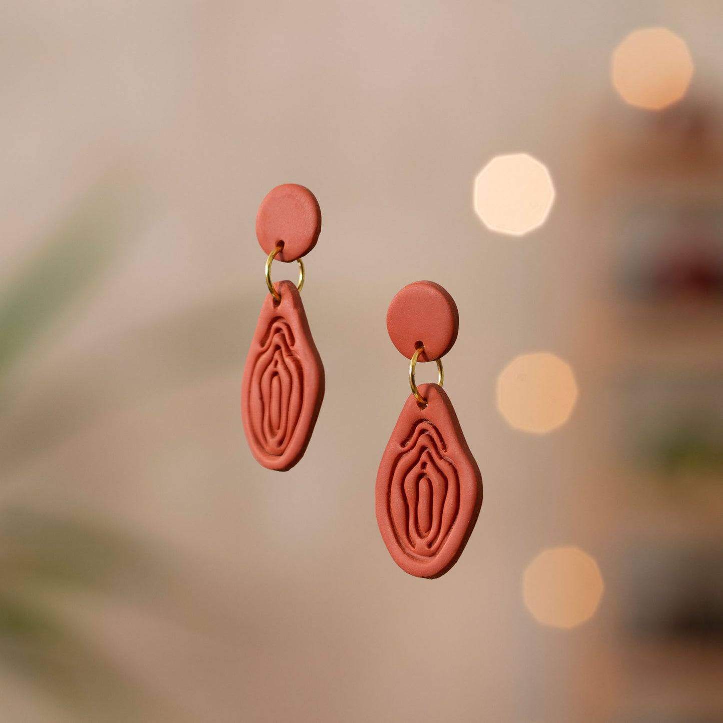 Vulva Earrings | Set | Unique | Coral Red | Polymer Clay | Handmade | From Europe
