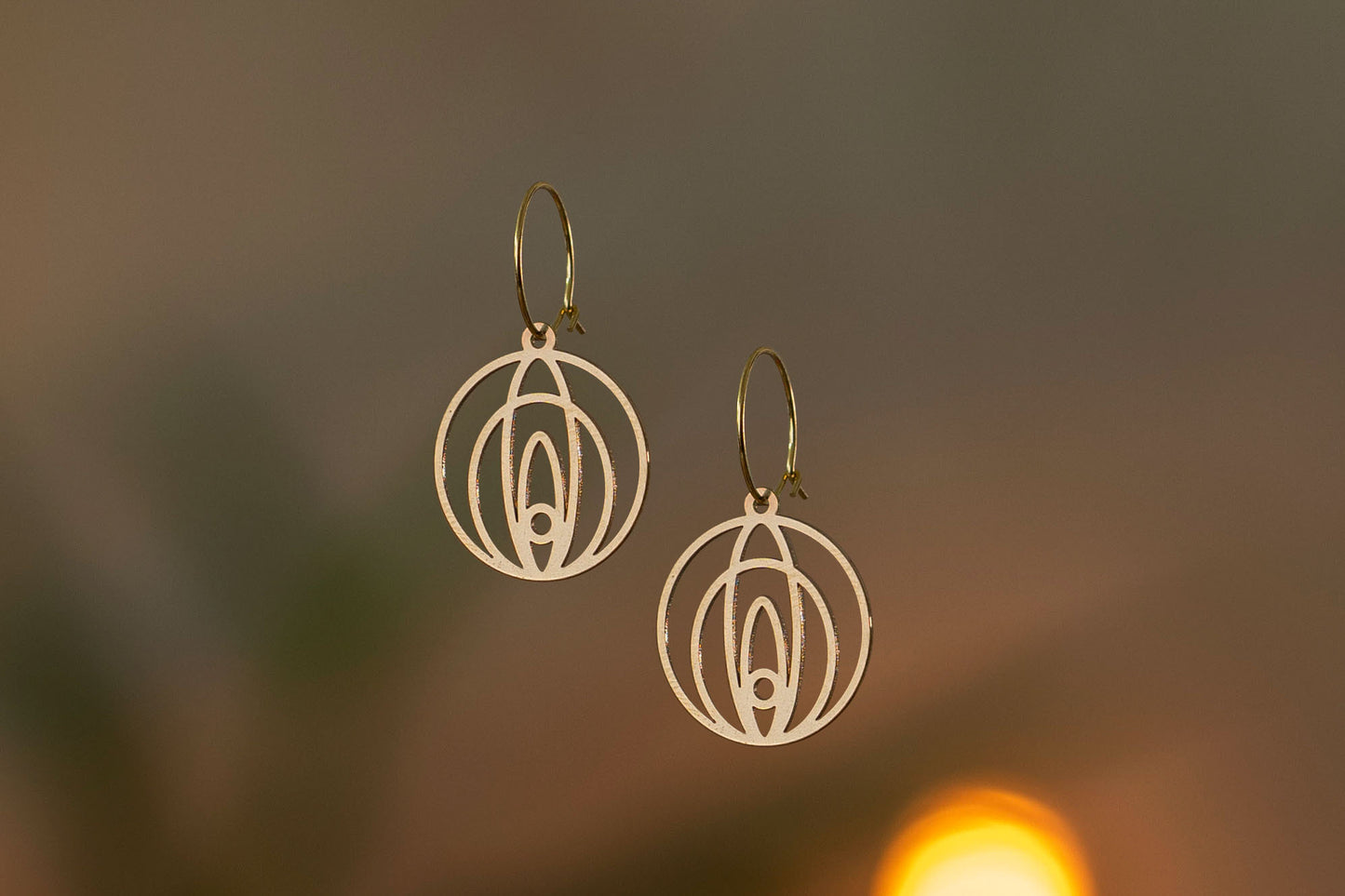 Vulva Design Ohrringe | Gold und Silber | Verschieden Formen & Verschlüsse | Aus Deutschland | Feministischer Schmuck