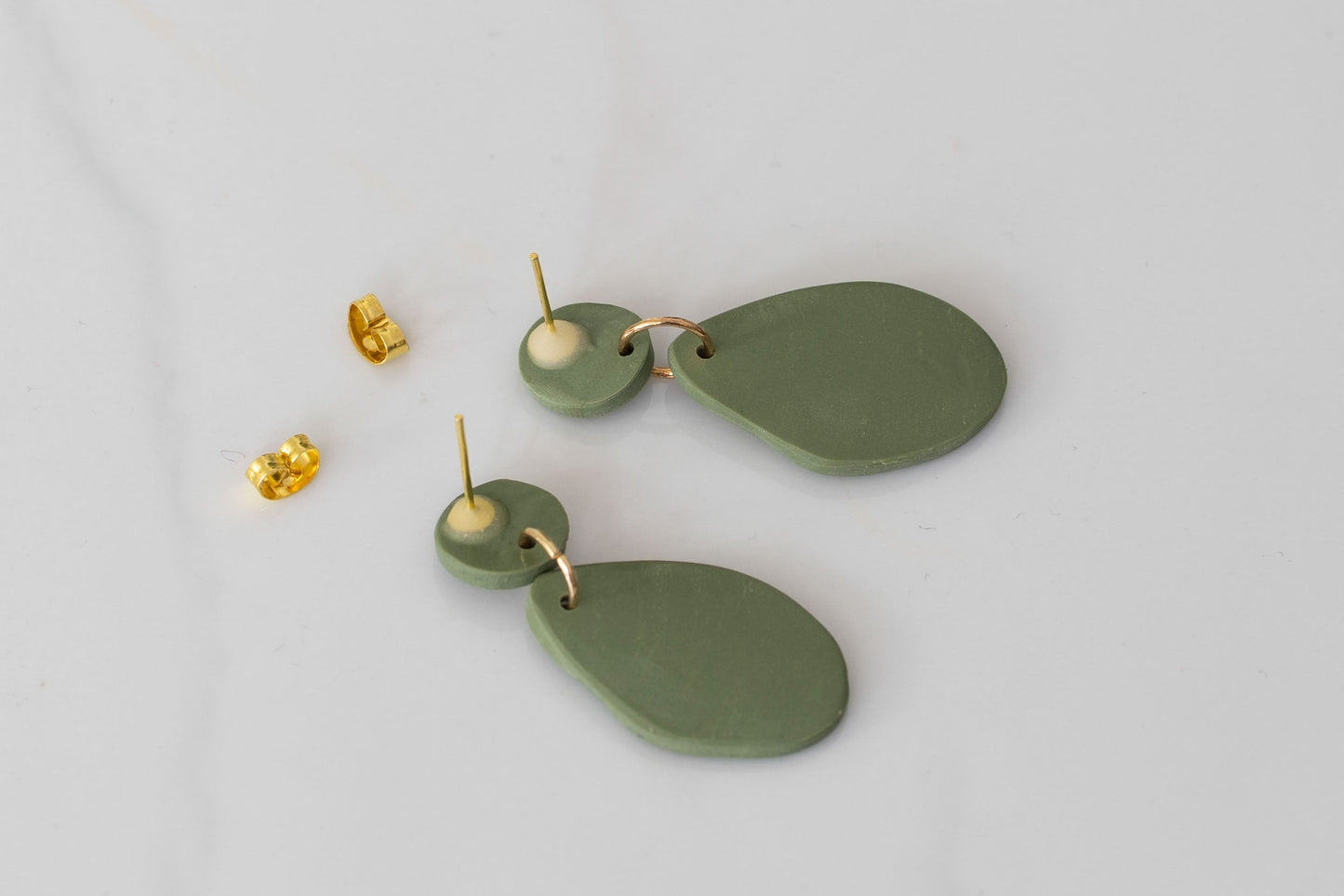 Vulva Earrings | Set | Unique | Crème | Polymer Clay | Handmade | From Europe